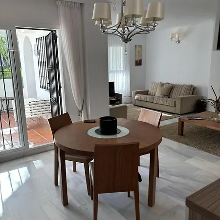 - Sleeps 6 Pool & Private Terrace