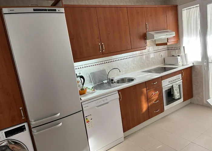 - Sleeps 6 Pool & Private Terrace マルベーリャ