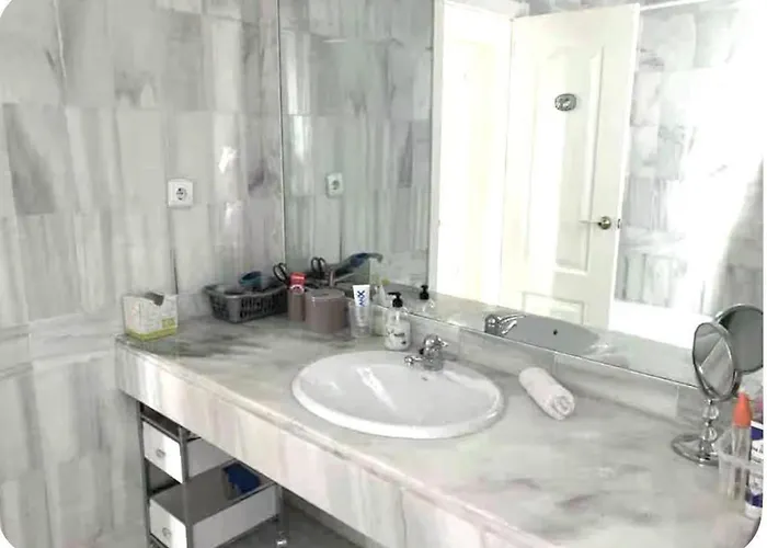 아파트 - Sleeps 6 Pool & Private Terrace