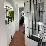 아파트 - Sleeps 6 Pool & Private Terrace *