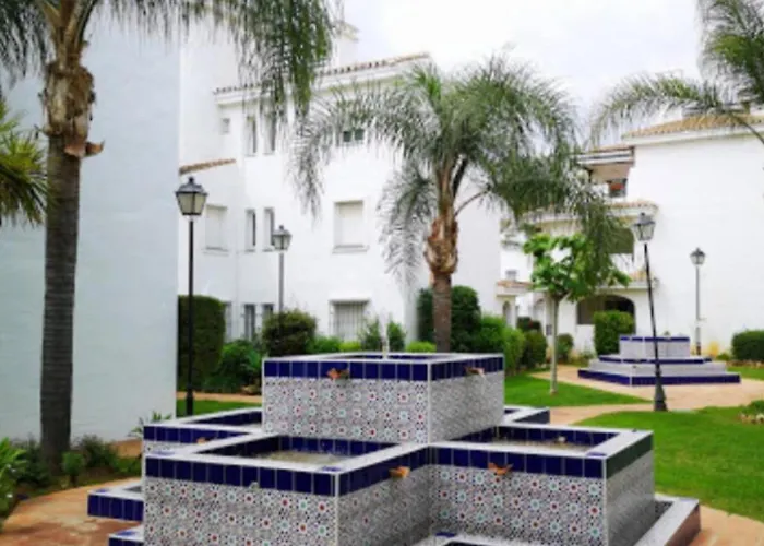 - Sleeps 6 Pool&private Terrace *