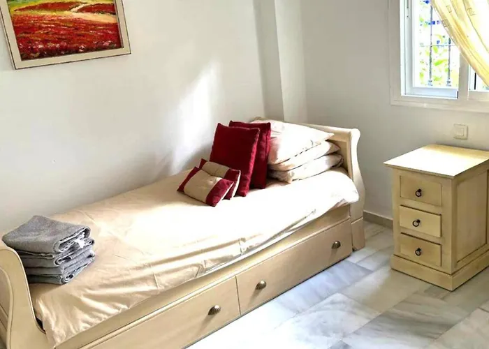 Apartment - Sleeps 6 Pool&private Terrace Marbella